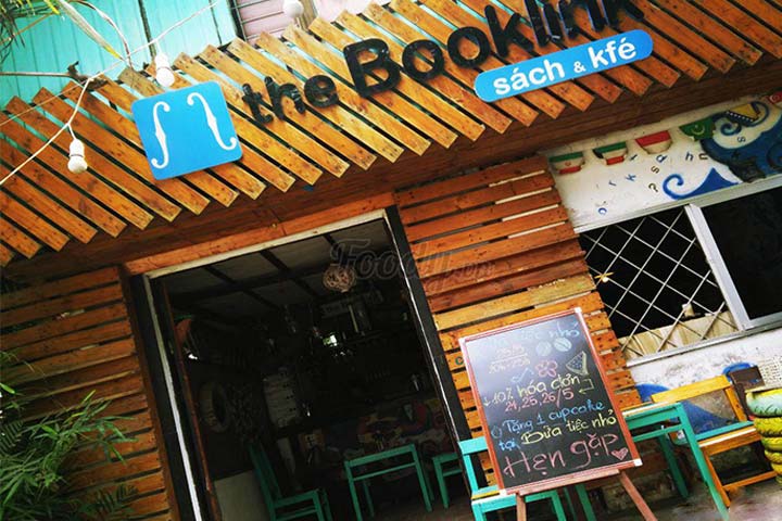 coffee sach the booklink Top 9 Quán Cafe Sách Chill nhất tại Hà Nội